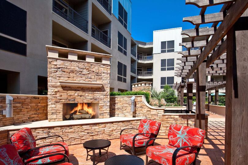 Alexan Post Oak Image
